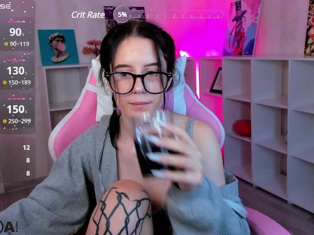 Tonya-Gray webcam