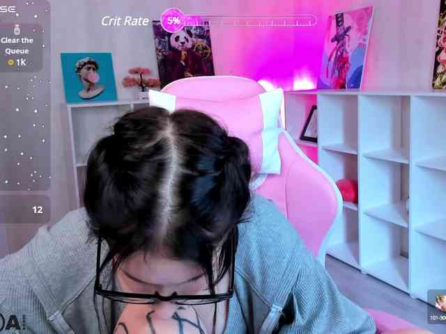 Tonya-Gray webcam