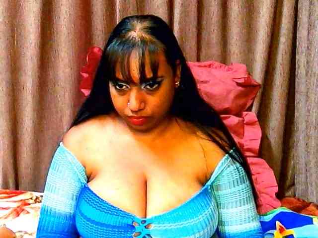 indiandiamon694u webcam