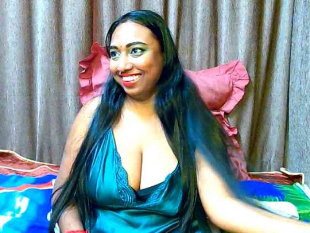 indiandiamon694u webcam