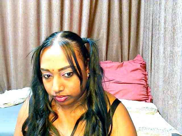indiandiamon694u webcam