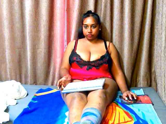 indiandiamon694u webcam