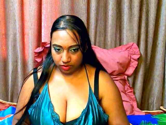 indiandiamon694u webcam