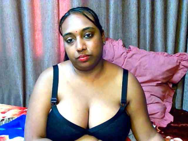 indiandiamon694u webcam
