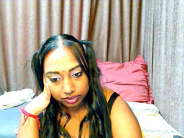 indiandiamon694u webcam