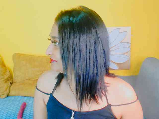 IndianKajolXxx webcam