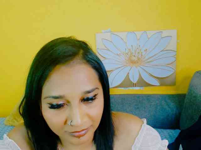 IndianKajolXxx webcam