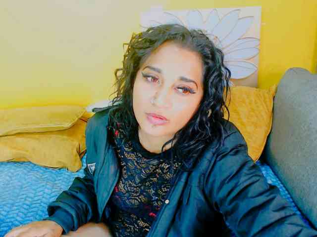 IndianKajolXxx webcam