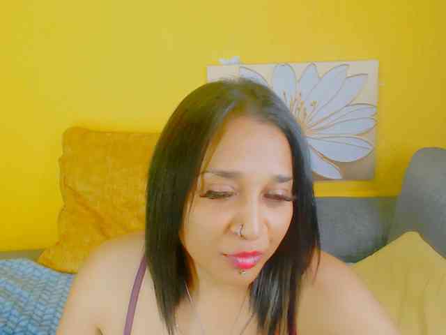 IndianKajolXxx webcam
