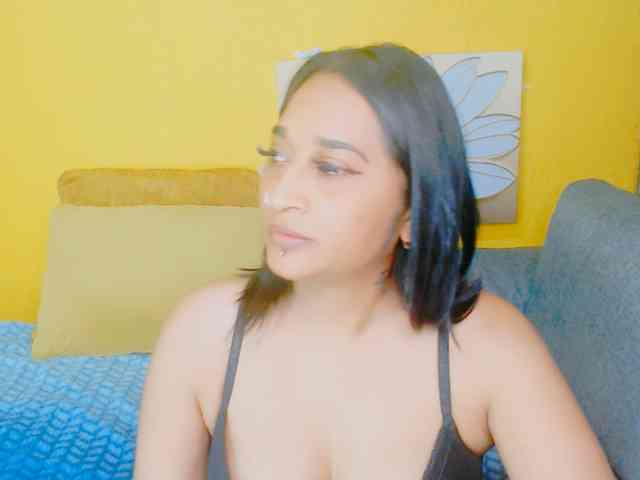 IndianKajolXxx webcam