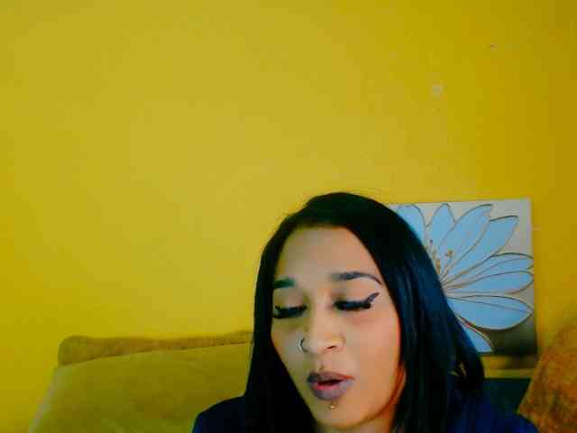 IndianKajolXxx webcam