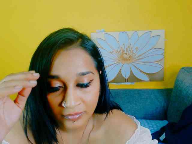 IndianKajolXxx webcam