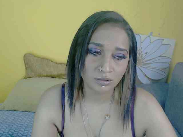 IndianKajolXxx webcam