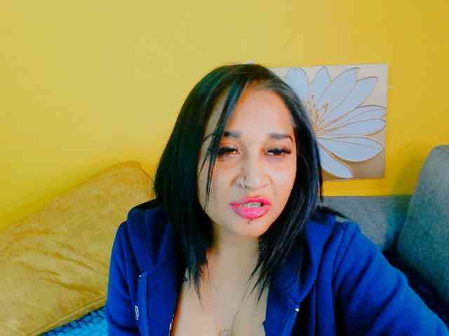 IndianKajolXxx webcam