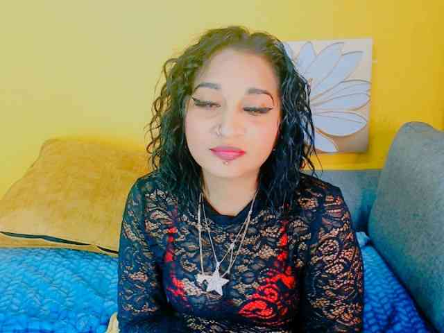 IndianKajolXxx webcam