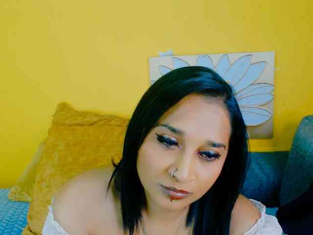 IndianKajolXxx webcam