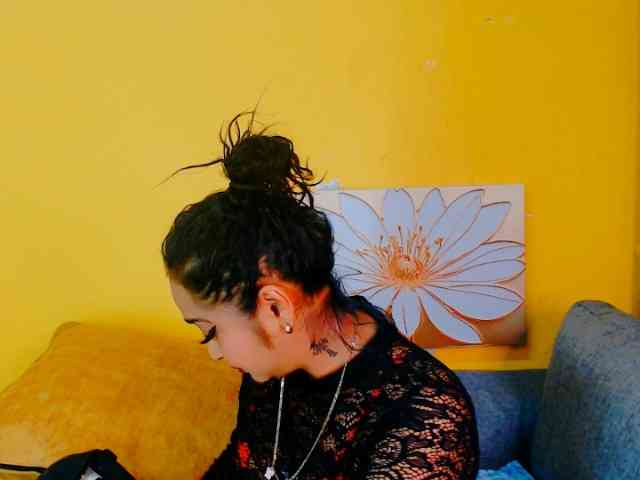 IndianKajolXxx webcam
