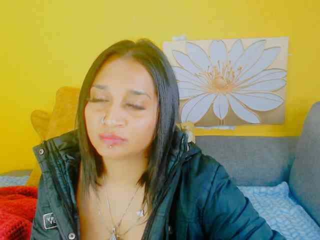 IndianKajolXxx webcam