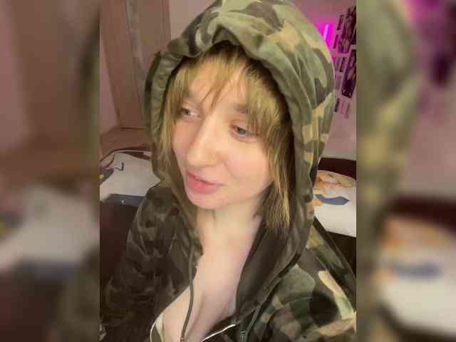 -peDoVo4ka228- webcam