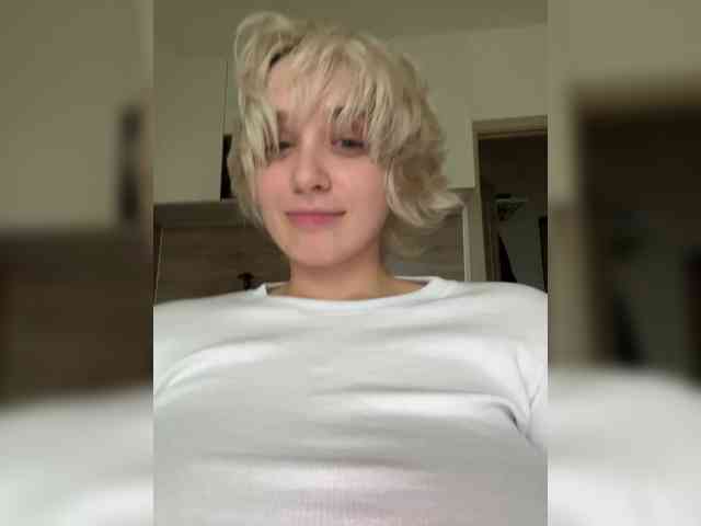 peDoVo4ka228 webcam