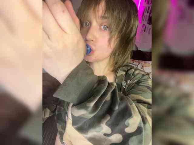 -peDoVo4ka228- webcam