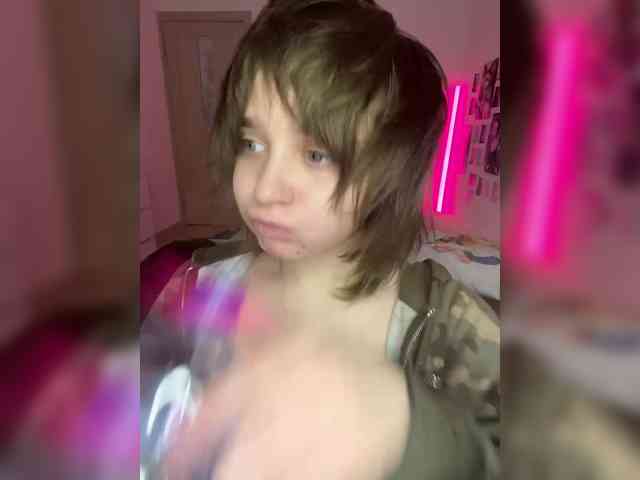 -peDoVo4ka228- webcam