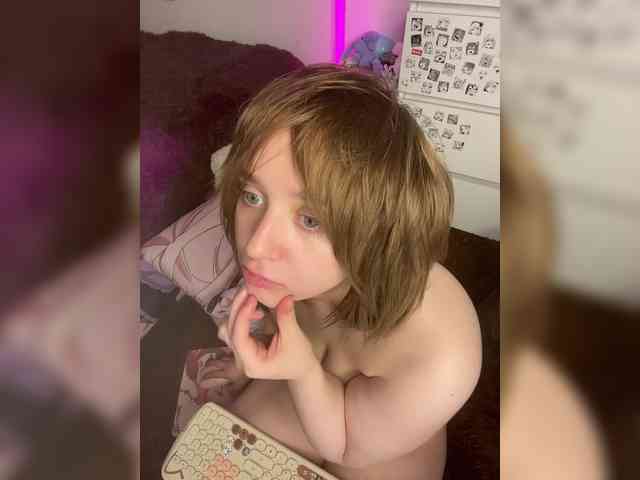 peDoVo4ka228_ webcam