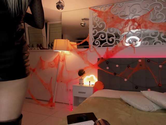  KateOweens chat room