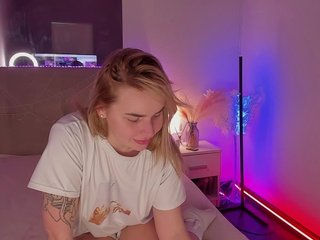 LunaHeadly Porn Show