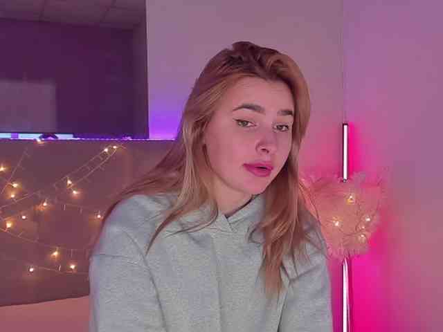 LunaHeadly webcam