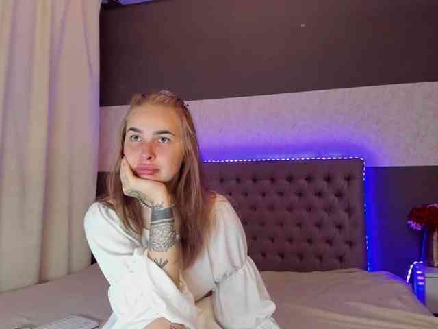 LunaHeadly webcam