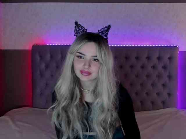 LunaHeadly webcam