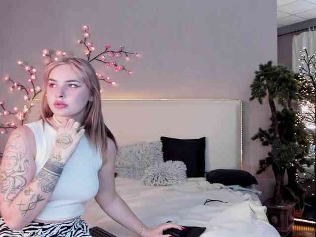 LunaHeadly webcam