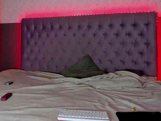 private live cam LunaHeadly
