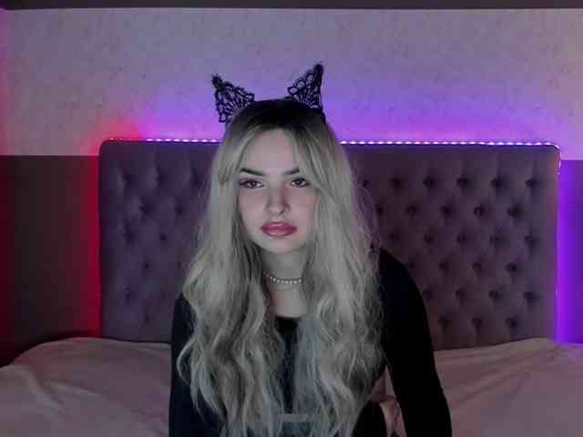 LunaHeadly webcam
