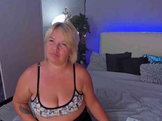 CurlyDream webcam