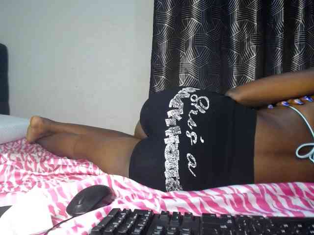 ivy_Skyi webcam