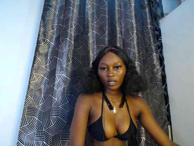 ivy_Skyi webcam