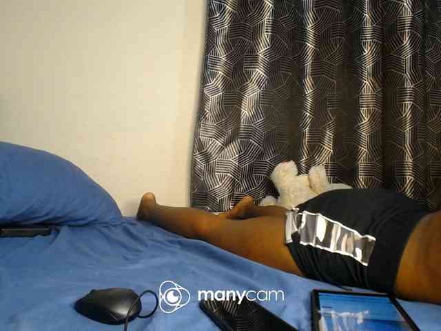 ivy_Skyi webcam