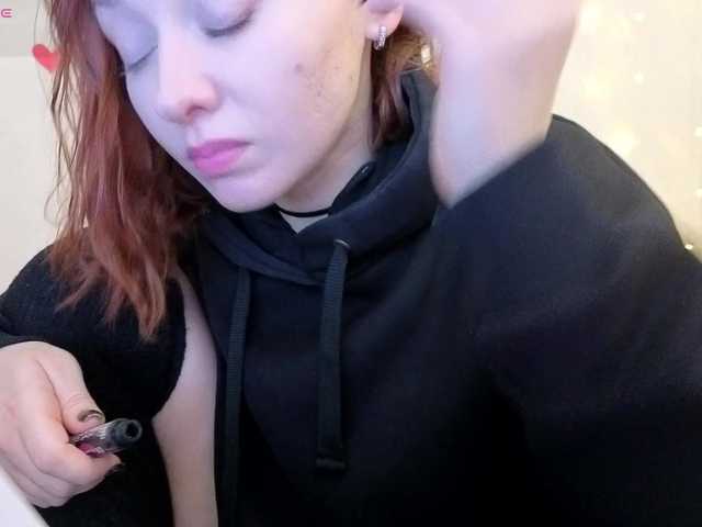 Danielea's BongaCams show and profile