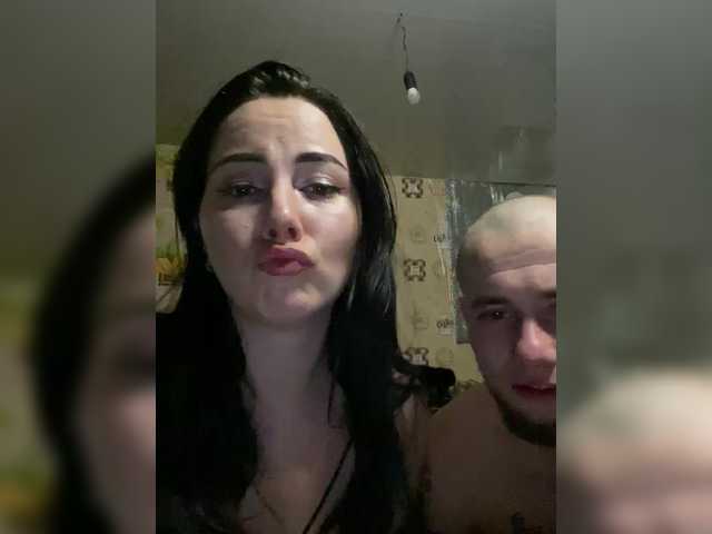 CrystalAndDavis's BongaCams show and profile