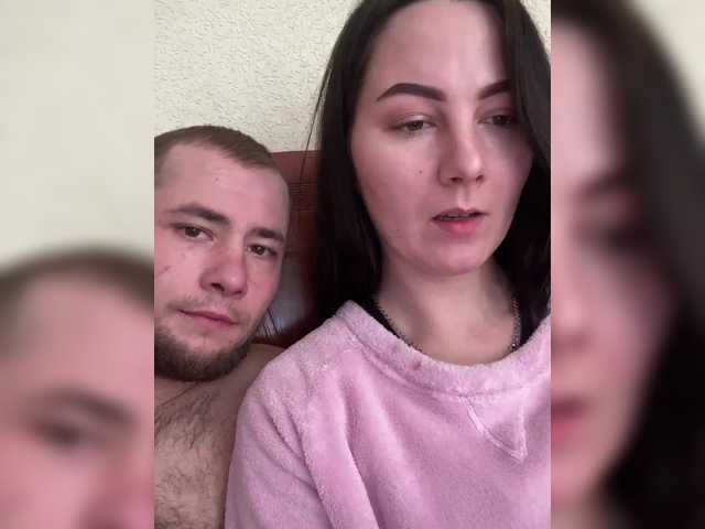 CrystalAndDavis's BongaCams show and profile