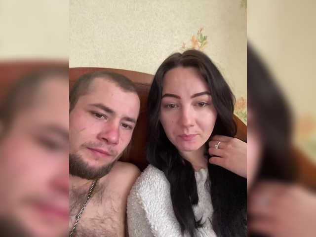 CrystalAndDavis's BongaCams show and profile