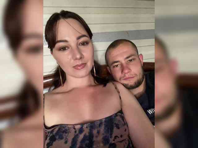 CrystalAndDavis webcam