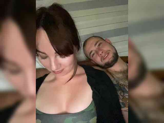 CrystalAndDavis webcam