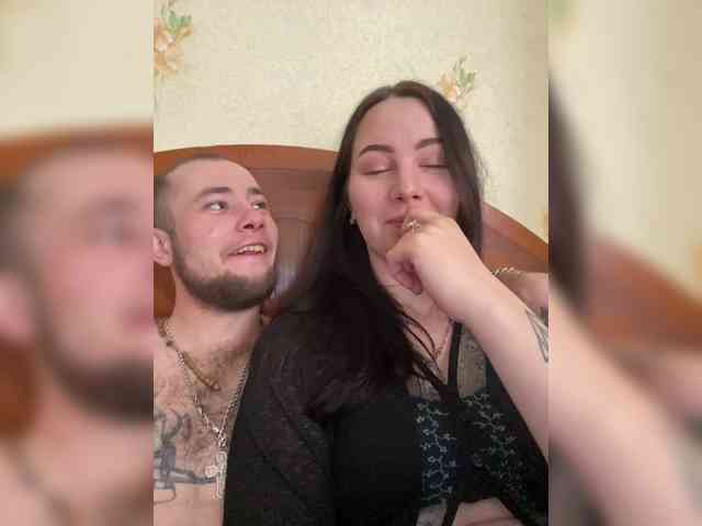 CrystalAndDavis webcam