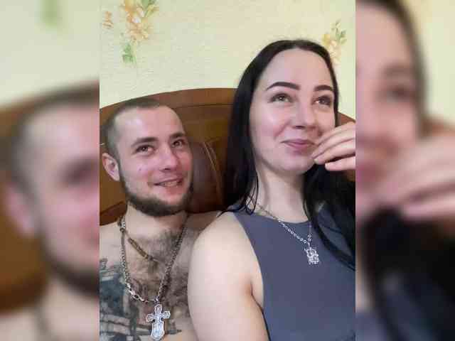 CrystalAndDavis webcam