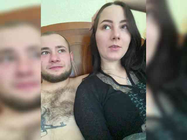 CrystalAndDavis webcam