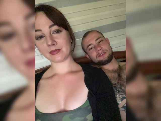 CrystalAndDavis webcam