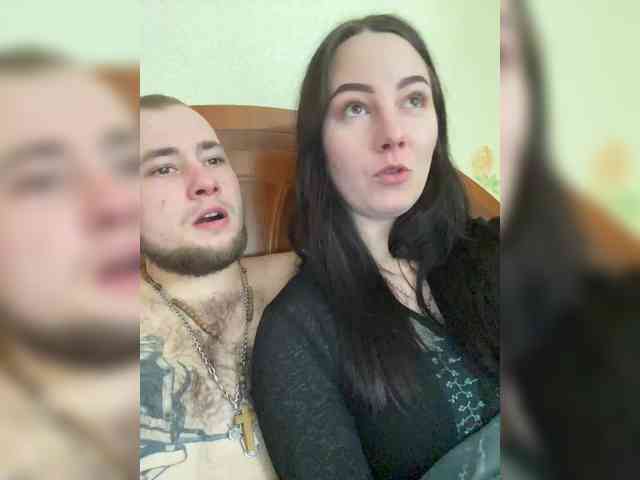 CrystalAndDavis webcam